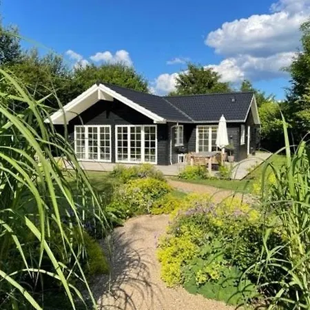 Modern Family Near Сasa de vacaciones